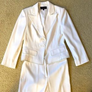 LIKE NEW Isabel & Nina White Pantsuit
